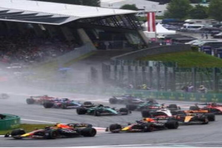 ออสเตรียนกรังด์ปรีซ์: Max Verstappen เอาชนะ Sergio Perez เพื่อคว้าชัยชนะ